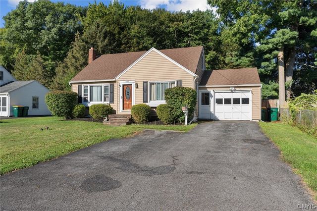 100 Keith Drive, Cicero, NY 13212