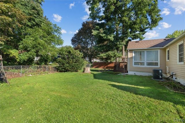 100 Keith Drive, Cicero, NY 13212