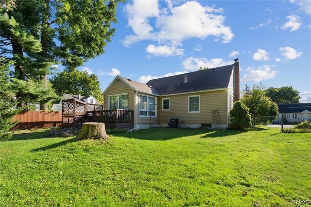 100 Keith Drive, Cicero, NY 13212