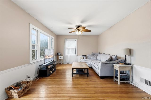 100 Keith Drive, Cicero, NY 13212