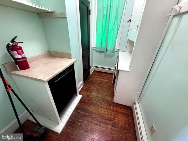 342 PERKIOMEN AVE, Lansdale, PA 19446