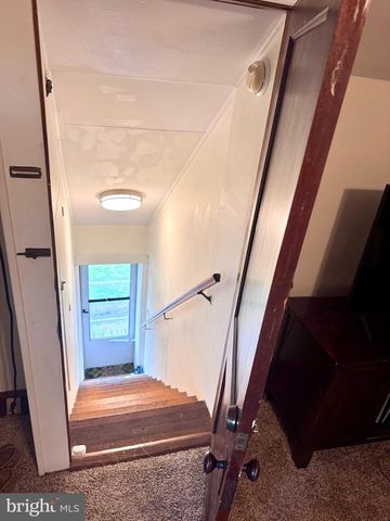342 PERKIOMEN AVE, Lansdale, PA 19446