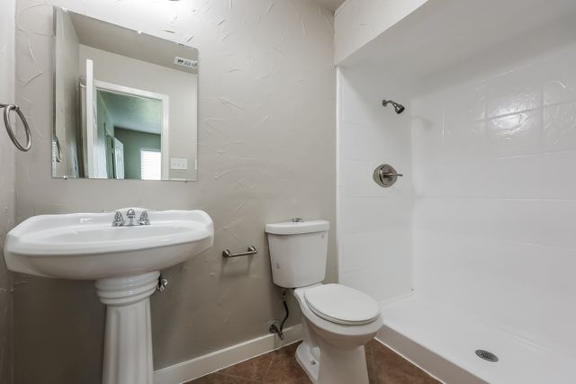 4129 Seven Gables Street, Fort Worth, TX 76133