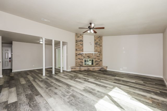 4129 Seven Gables Street, Fort Worth, TX 76133