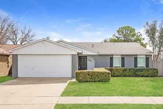 4129 Seven Gables Street, Fort Worth, TX 76133