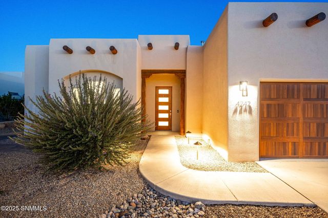 4242 Purple Sage Drive, Las Cruces, NM 88011