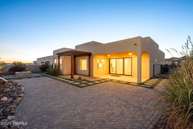 4242 Purple Sage Drive, Las Cruces, NM 88011