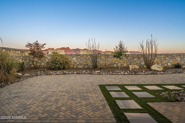 4242 Purple Sage Drive, Las Cruces, NM 88011