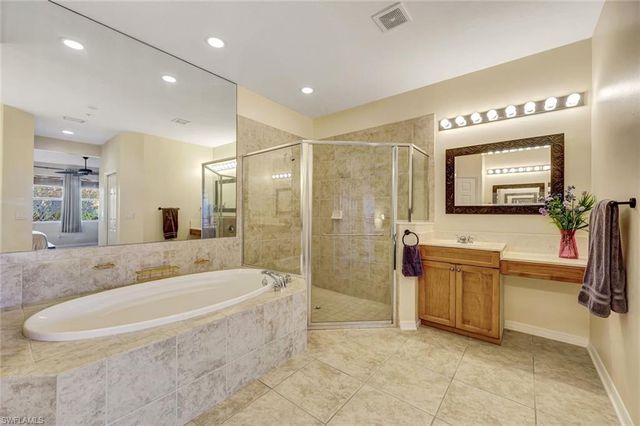 18921 Bay Woods Lake DR # 102, Fort Myers, FL 33908