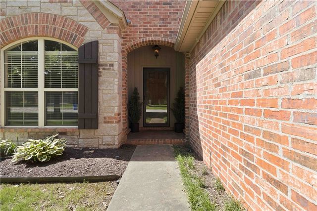 3673 W Mountain View Drive, Fayetteville, AR 72704