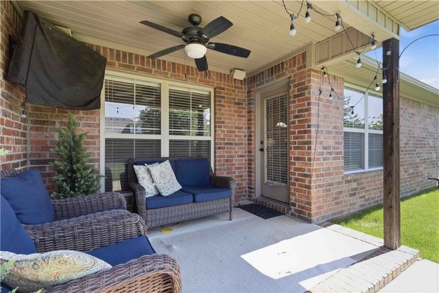 3673 W Mountain View Drive, Fayetteville, AR 72704