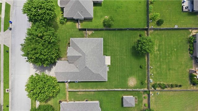 3673 W Mountain View Drive, Fayetteville, AR 72704