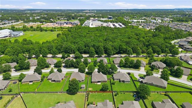 3673 W Mountain View Drive, Fayetteville, AR 72704