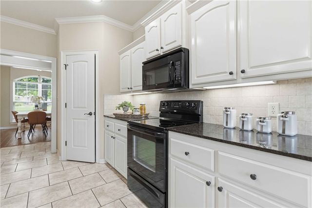 3673 W Mountain View Drive, Fayetteville, AR 72704