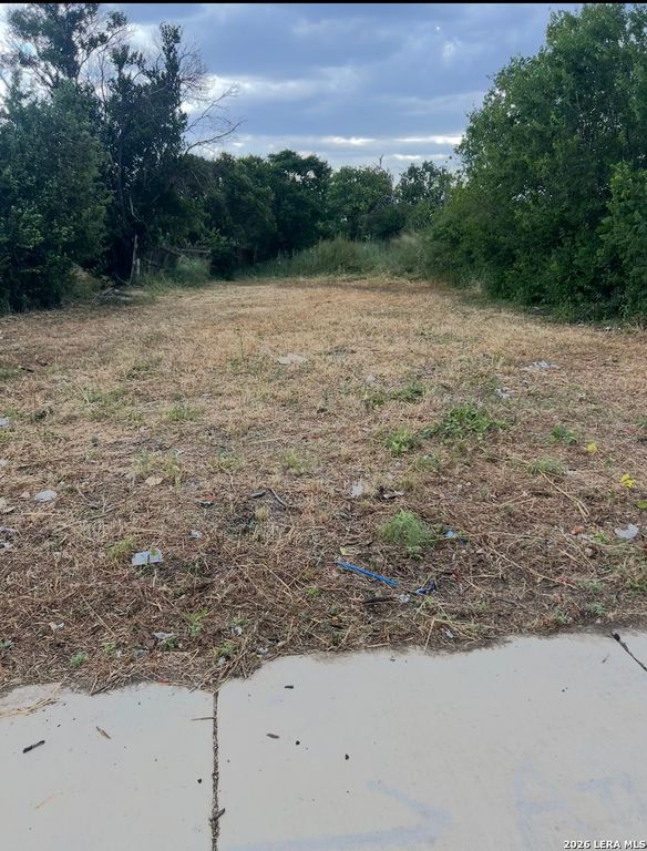 2618 DIGNOWITY AVE, San Antonio, TX 78208