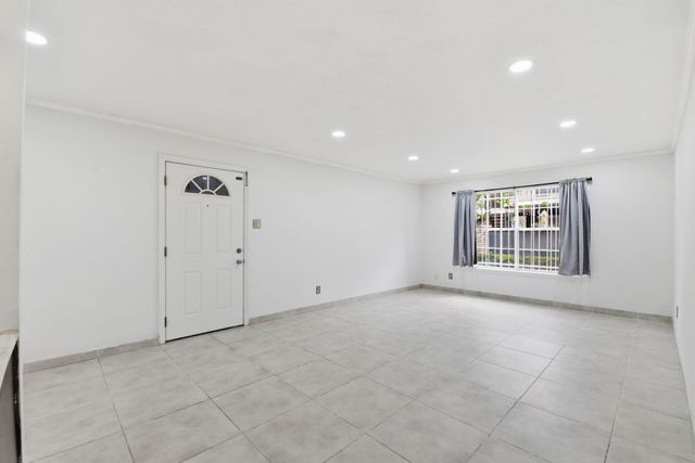 7900 Westheimer Road 147, Houston, TX 77063