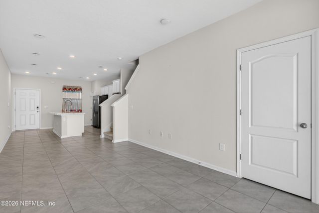 8210 LAROSE Road, Jacksonville, FL 32211