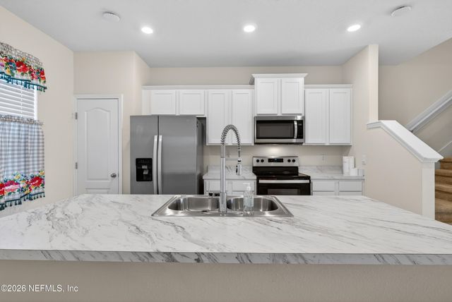 8210 LAROSE Road, Jacksonville, FL 32211