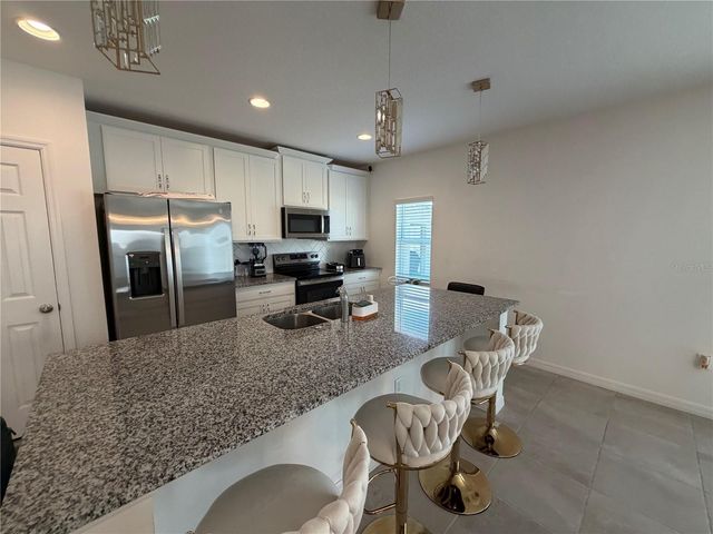 434 NORTH BOULEVARD E, Davenport, FL 33837