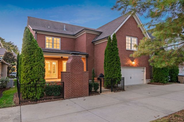 105 Ransom Ave, Nashville, TN 37205