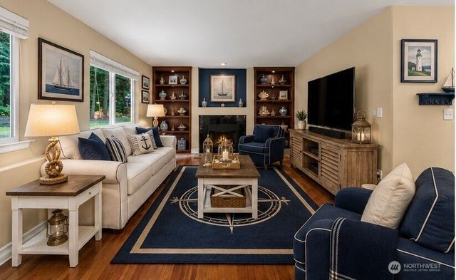 2010 95th Street Ct NW, Gig Harbor, WA 98332