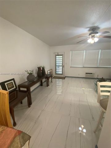 111 Tilford F 111, Deerfield Beach, FL 33442