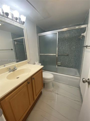 111 Tilford F 111, Deerfield Beach, FL 33442