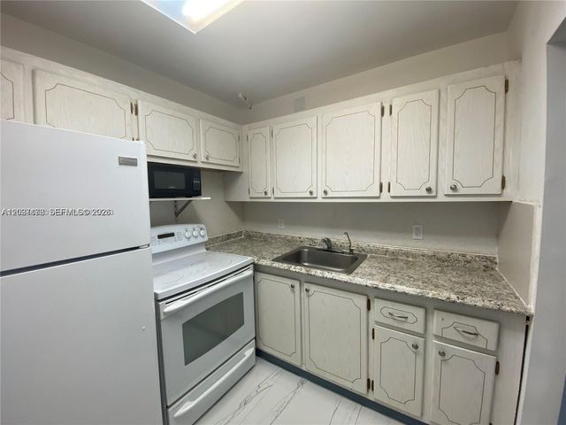111 Tilford F 111, Deerfield Beach, FL 33442