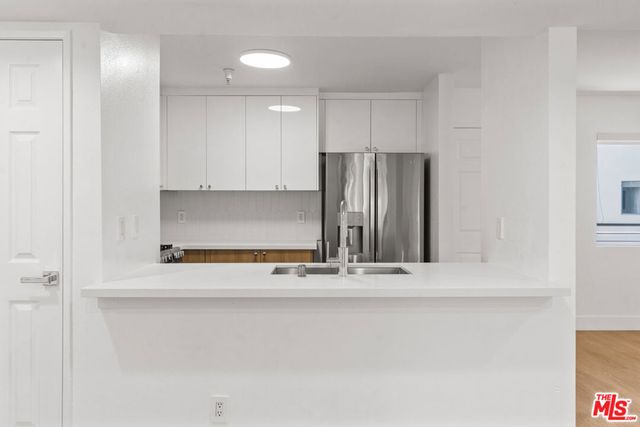 16100 W Sunset Boulevard 201, Pacific Palisades, CA 90272