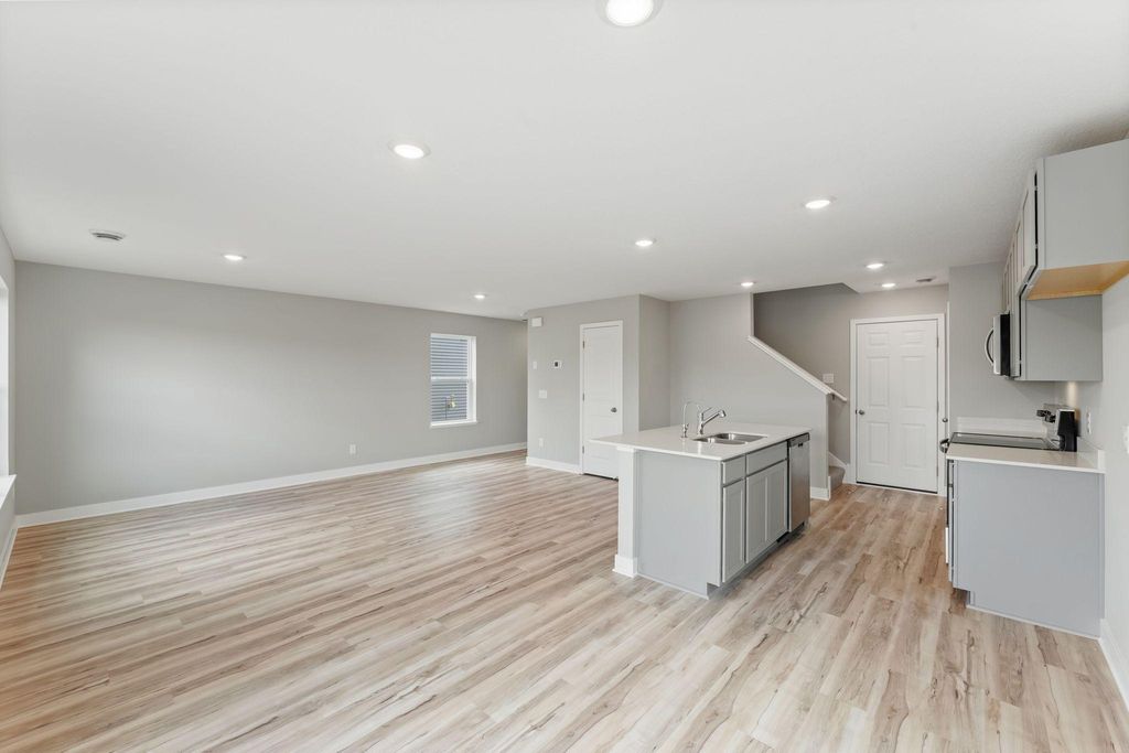 929 Stone Creek Drive, Jordan, MN 55352 — photo 3