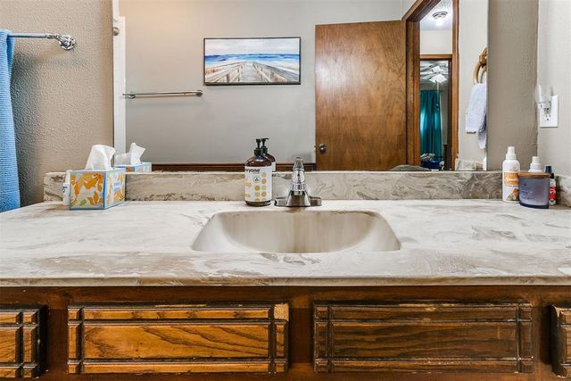 8929 N Eagle Lane, Oklahoma City, OK 73132