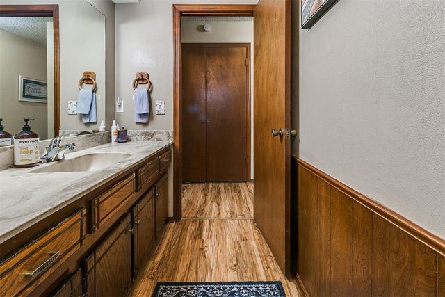 8929 N Eagle Lane, Oklahoma City, OK 73132