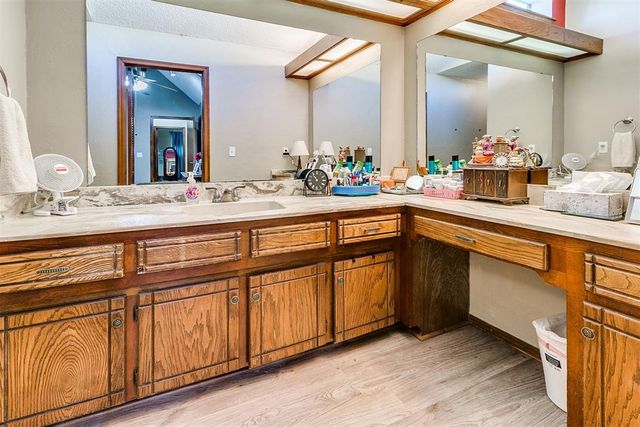 8929 N Eagle Lane, Oklahoma City, OK 73132