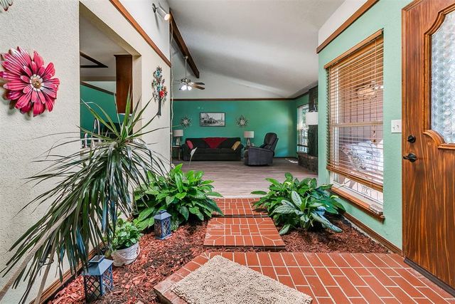 8929 N Eagle Lane, Oklahoma City, OK 73132