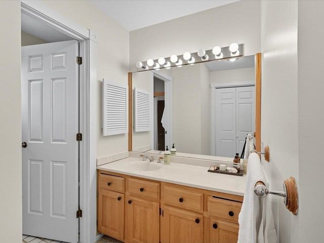 41 Southwind Drive, Burlington, VT 05401