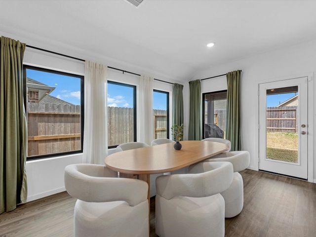 2016 Cottage Bridge Road, League City, TX 77573