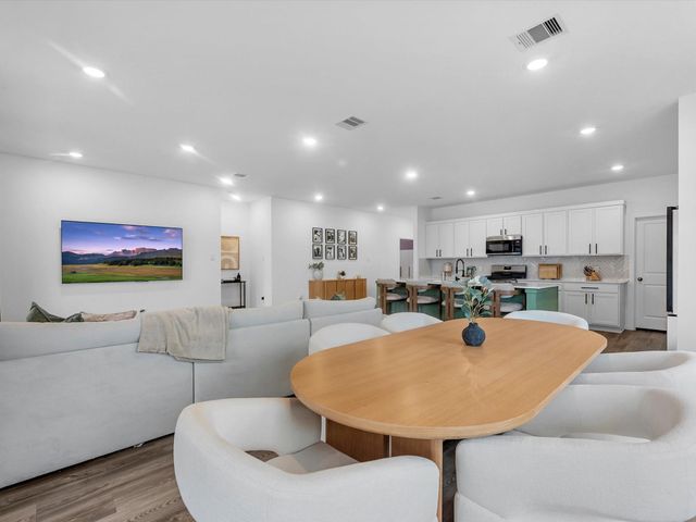 2016 Cottage Bridge Road, League City, TX 77573