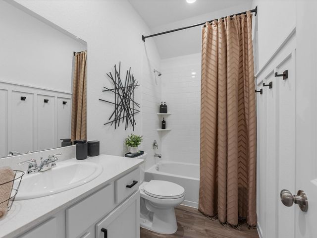 2016 Cottage Bridge Road, League City, TX 77573