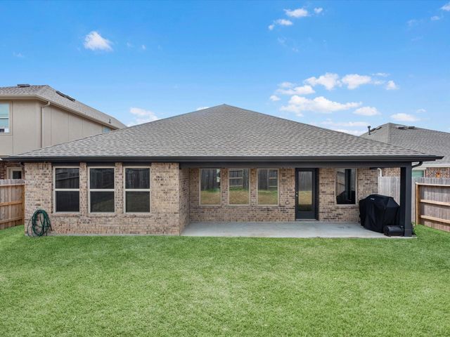 2016 Cottage Bridge Road, League City, TX 77573