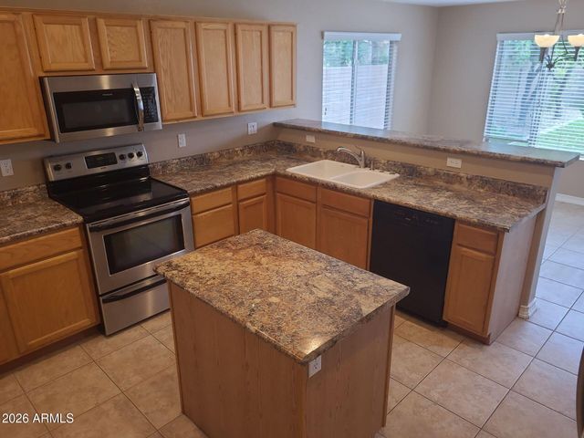 378 W BOLERO Drive, Tempe, AZ 85284