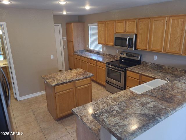 378 W BOLERO Drive, Tempe, AZ 85284