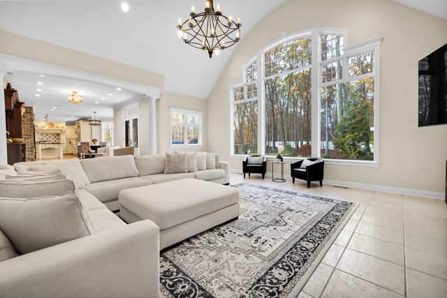 65 Ironwood Road, Guilford, CT 06437