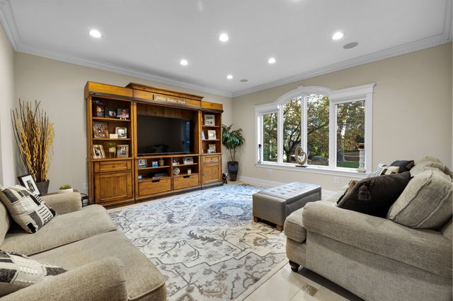 65 Ironwood Road, Guilford, CT 06437