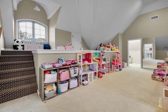 65 Ironwood Road, Guilford, CT 06437