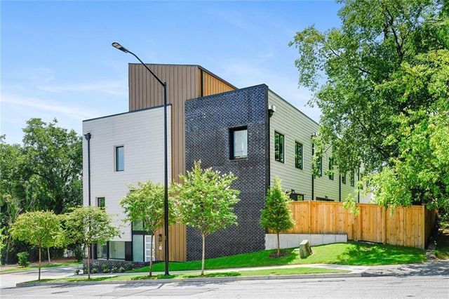 622 Bellemeade NW Avenue 3, Atlanta, GA 30318