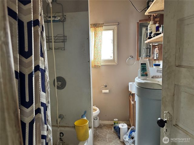 404 2nd Avenue N, Okanogan, WA 98840