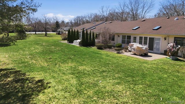 68 Knolls Drive, Stony Brook, NY 11790