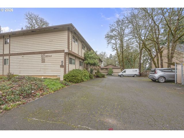 401 MADRONA Ave Se Apt 3, Salem, OR 97302