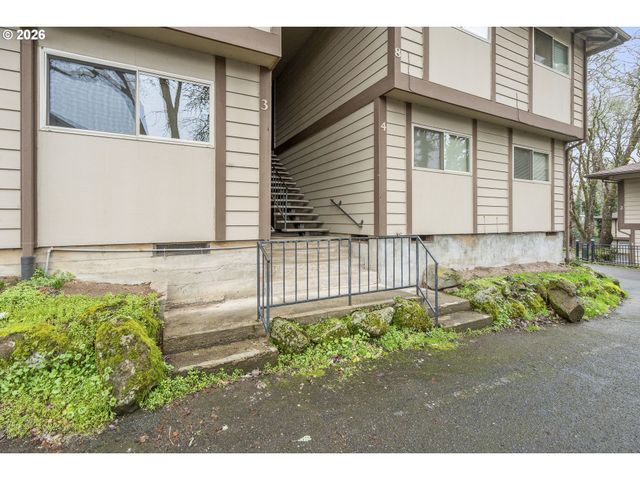 401 MADRONA Ave Se Apt 3, Salem, OR 97302