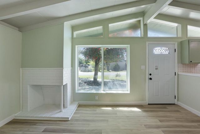 3893 32nd Ave, Sacramento, CA 95824